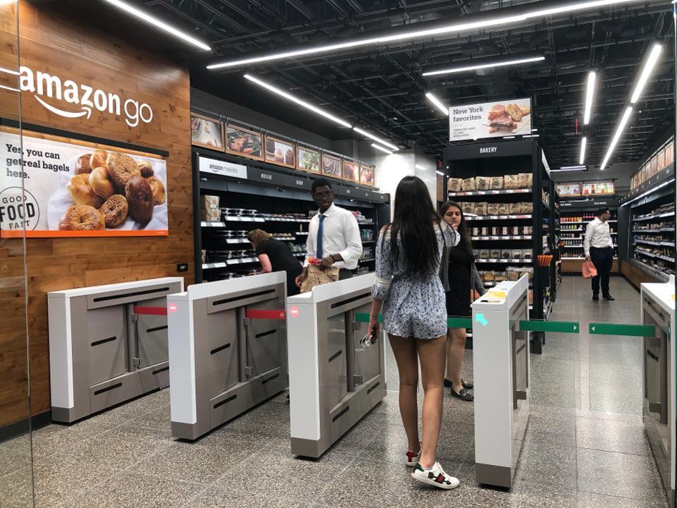tech behind Amazon Go 
