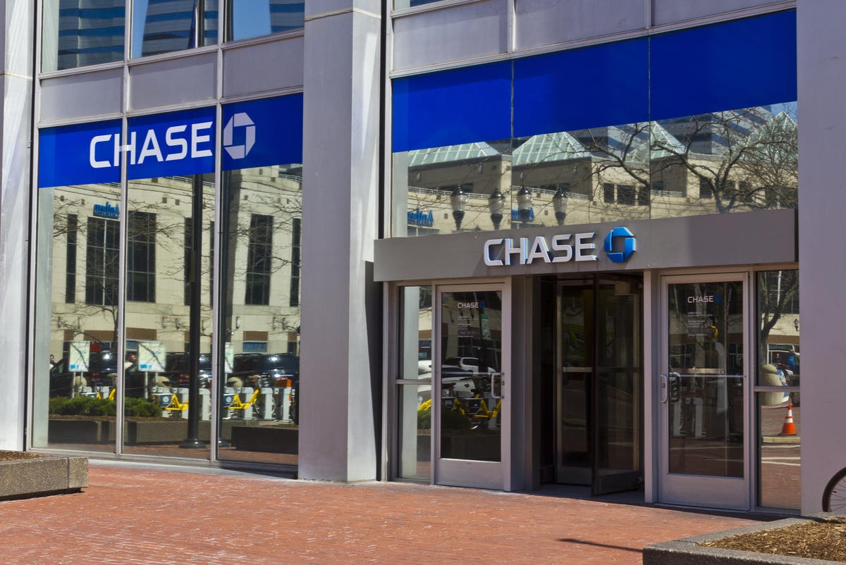 chase-bank-storefront.jpg
