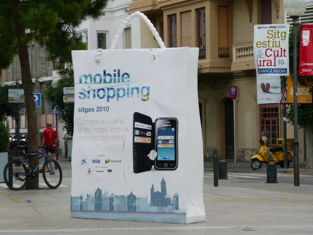 Mobile shopping: A mobile wallet trial in Sitges