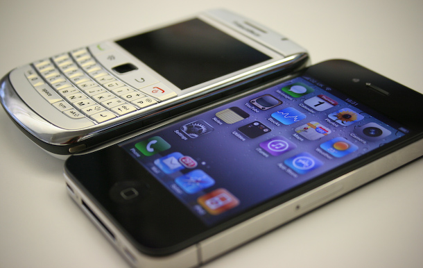 BlackBerry vs iPhone