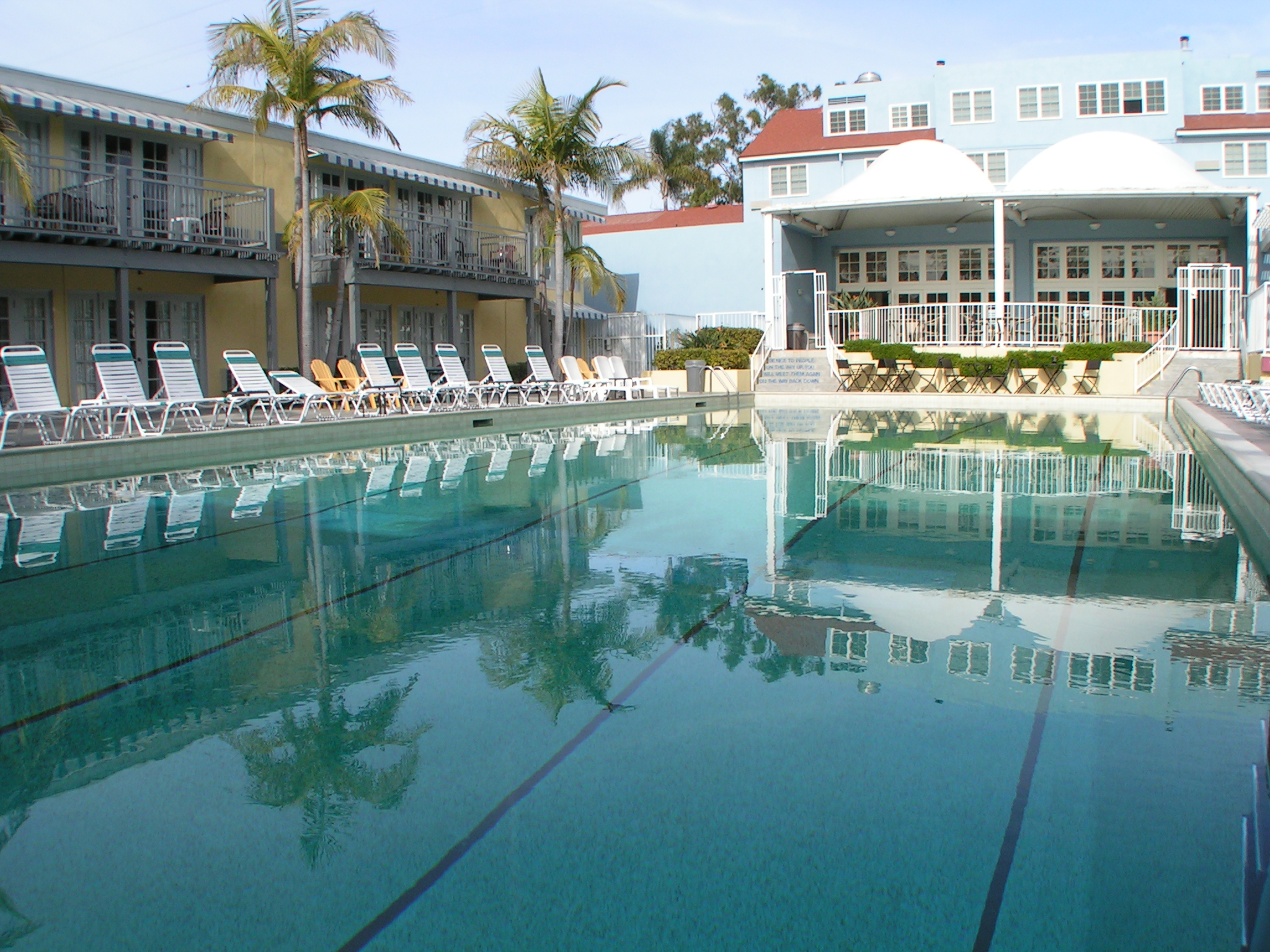 The heat generated by the ClearEdge Power fuel cells can keep the Lafayette Hotel's historic pool heated year-round.