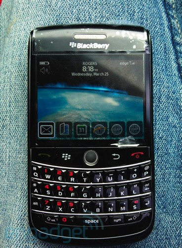 blackberry-onyx-051109.jpg