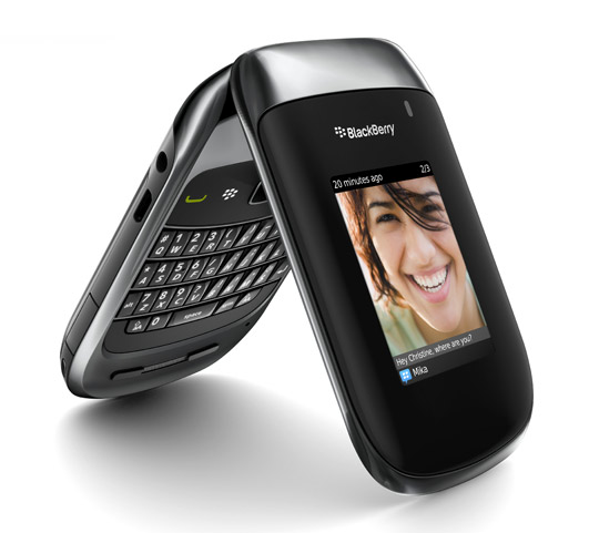 blackberrystyle9670flipstand.png