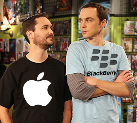 apple-vs-blackberry-460.jpg
