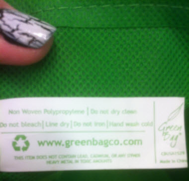 2012-0205-greenbagclose.jpg