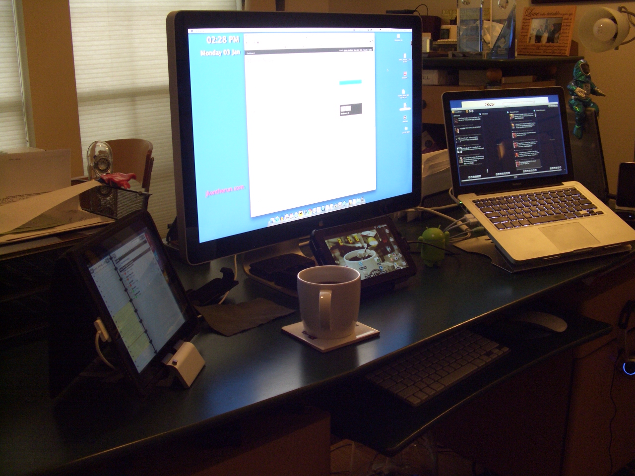 desktop-setup.jpg