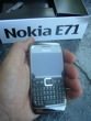Image Gallery: Nokia E71 in hand
