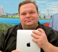 Mike Daisey gets caught lying about Foxconn, incinerates career - Jason O'Grady