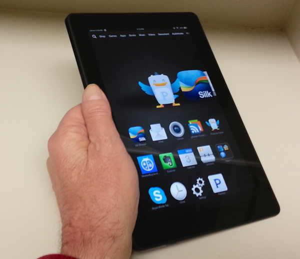 01-kindle-fire-hdx-in-hand