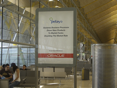 Oracle airport advertising