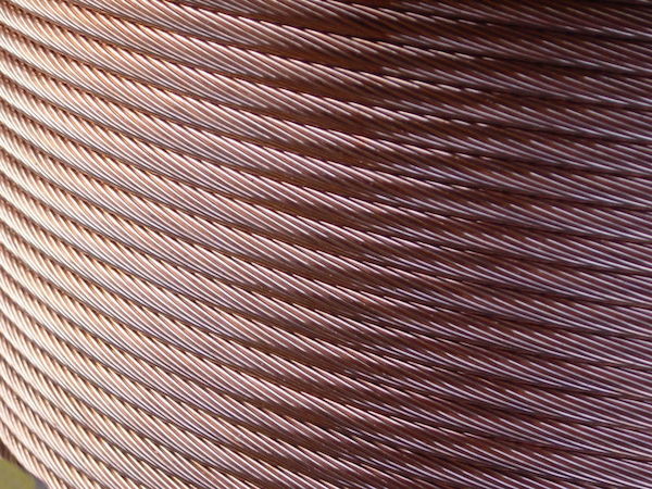 Copper wire. http://commons.wikimedia.org/wiki/File:Treccia_di_rame_-_Foto_di_Giovanni_Dall'Orto.jpg
