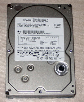 Deskstar HDS721010KLA330 drive