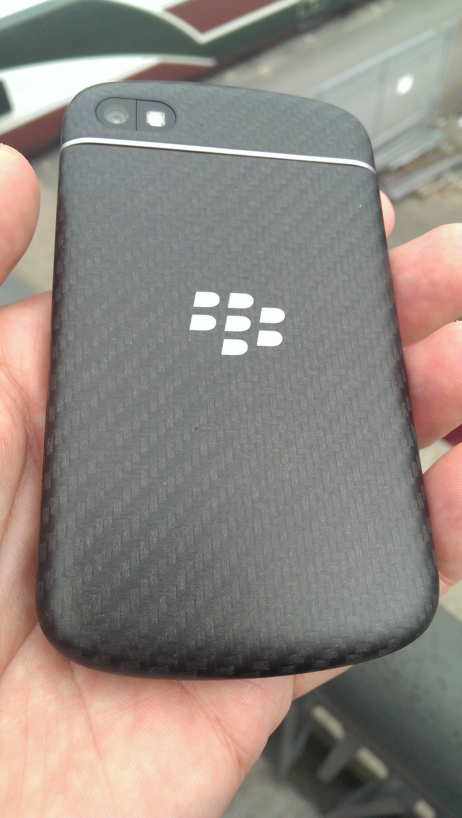 BlackBerry Q10: Hardware QWERTY and long battery have a place in ZDNET
