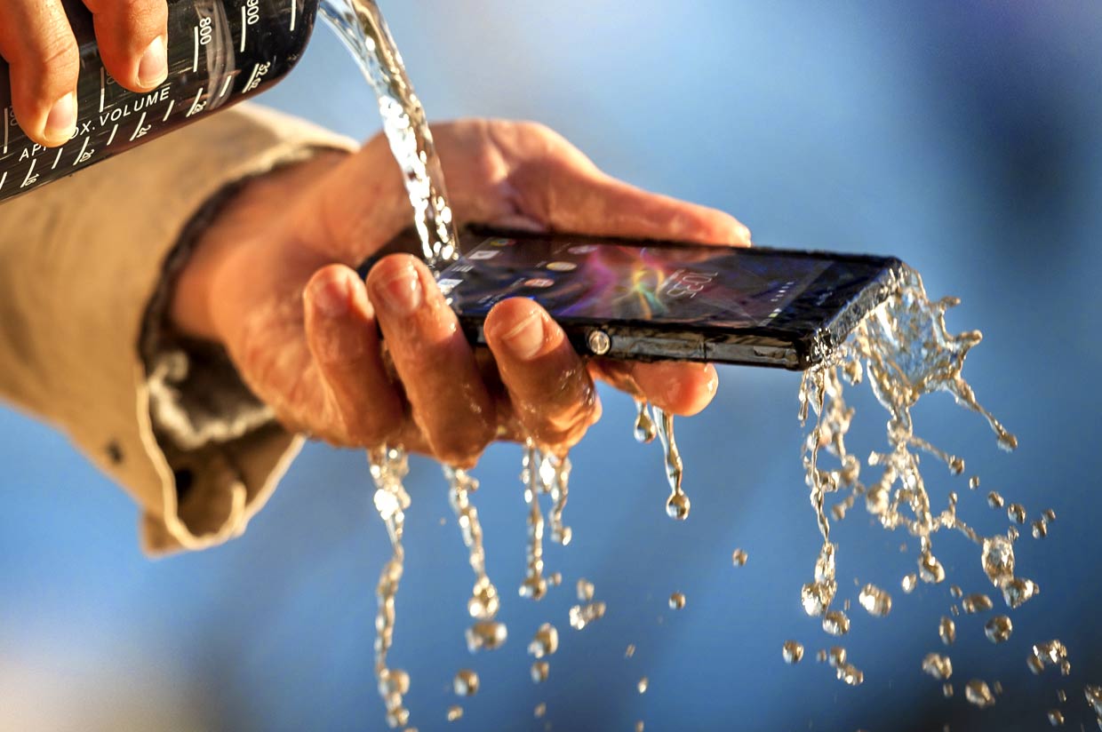 CES 2013: Water resistant Sony Xperia Z with HDR video announced