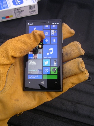 First impressions of the Nokia Lumia 920 Windows Phone 8 smartphone