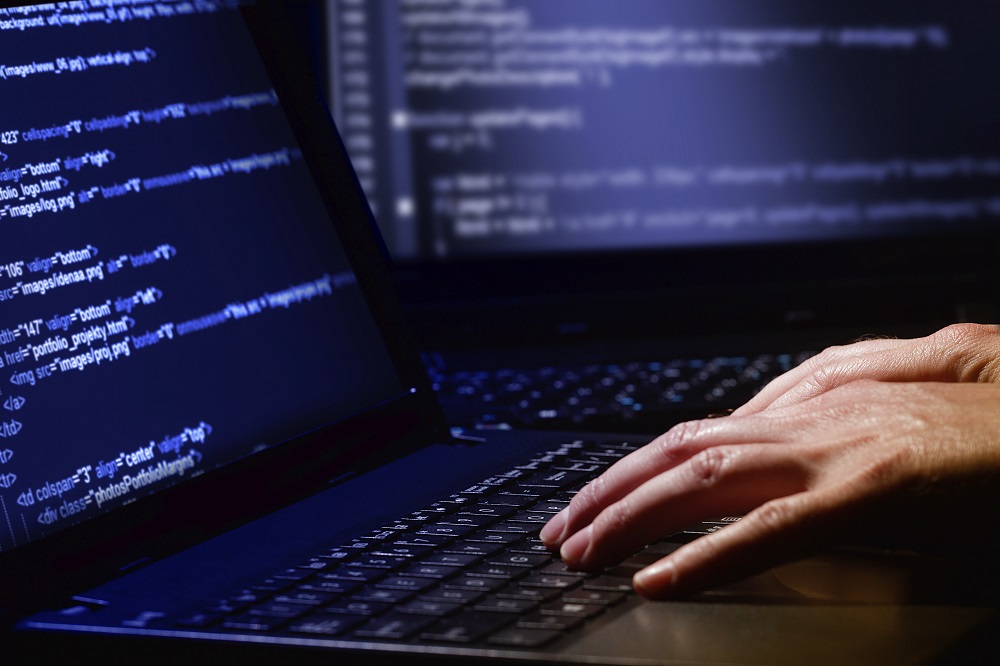security-hands-hacker-jobs-it.jpg