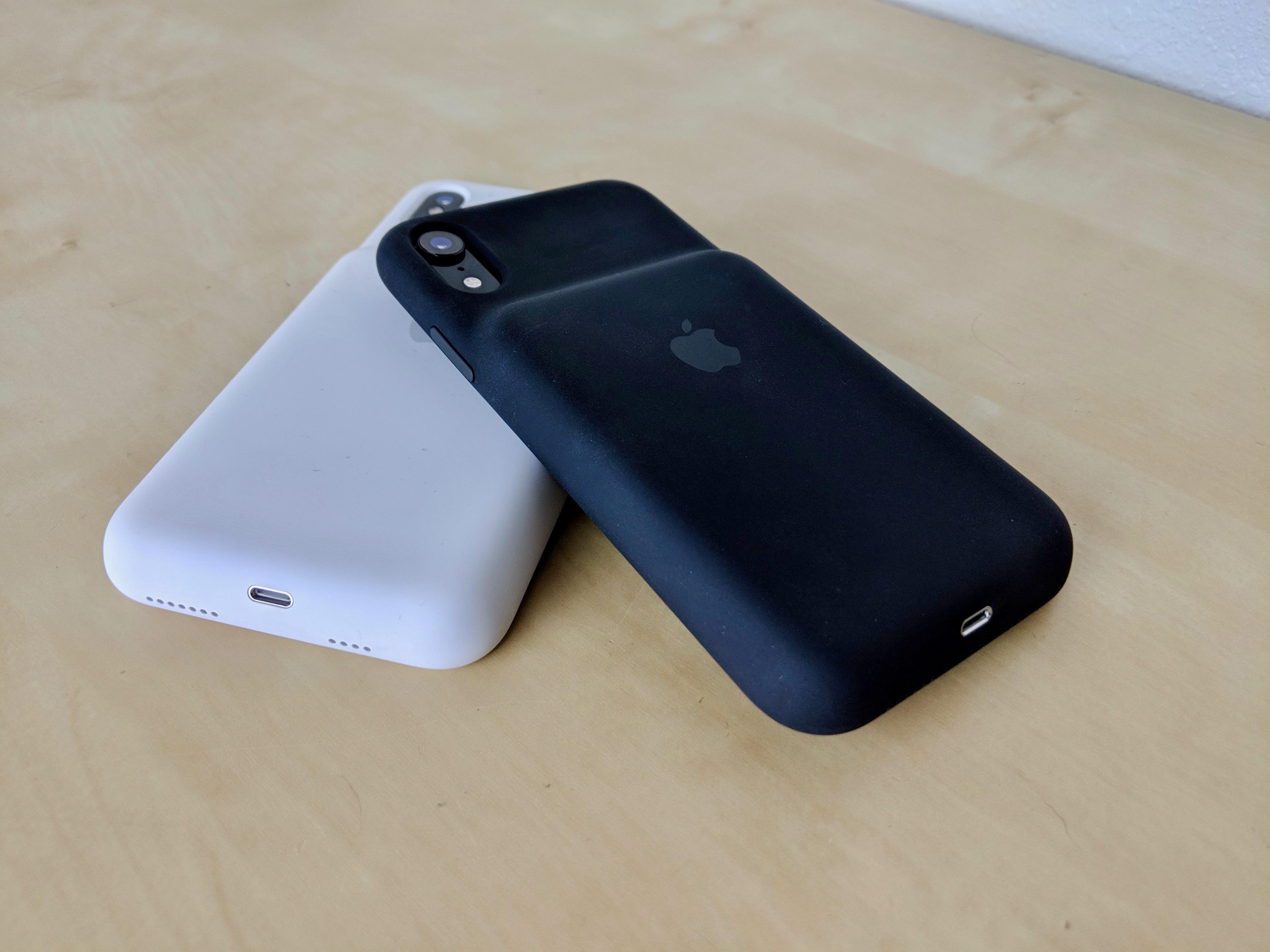 iPhone XS Max Smart Battery Case review: A battery case that pulls ...