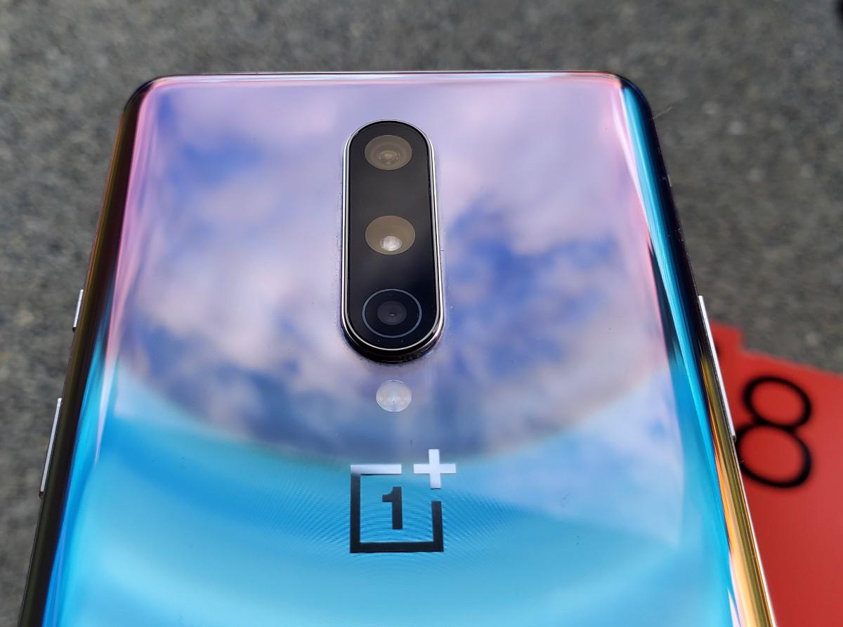 OnePlus 8 review: Least expensive 5G phone with flagship specs, minimal  compromises