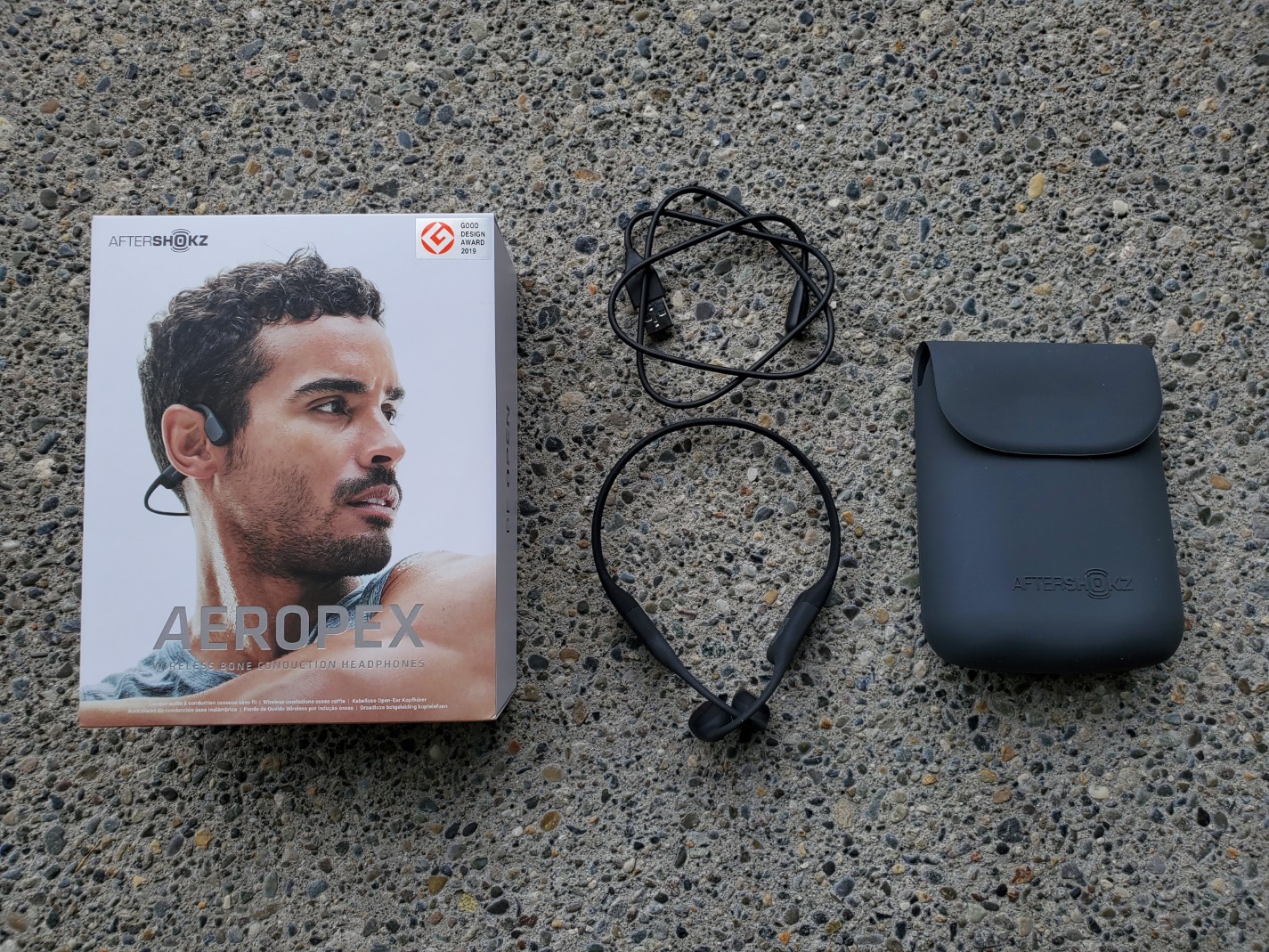 These Bone Conduction Headphones Improve Safety