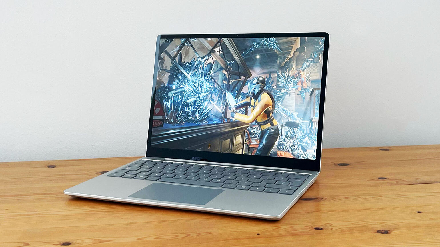 Test Microsoft Surface Laptop Go 2 : élégant et léger, mais l'autonomie de la batterie pourrait être meilleure