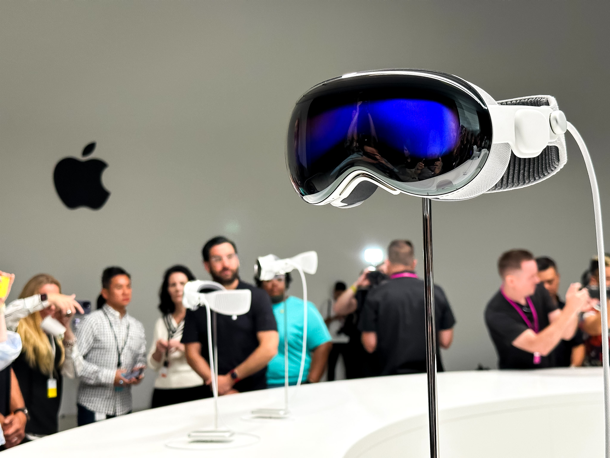 Apple Vision Pro : un lancement en février ?