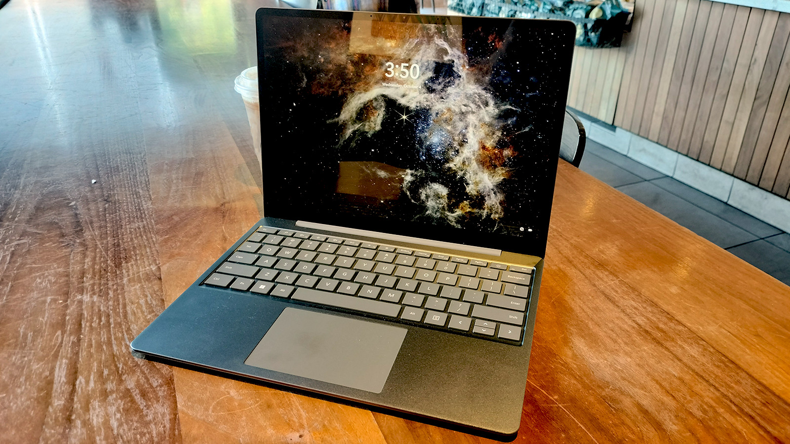J’aurais préféré aimer ce Surface Laptop Go 3, mais Microsoft a bien compliqué la chose !
