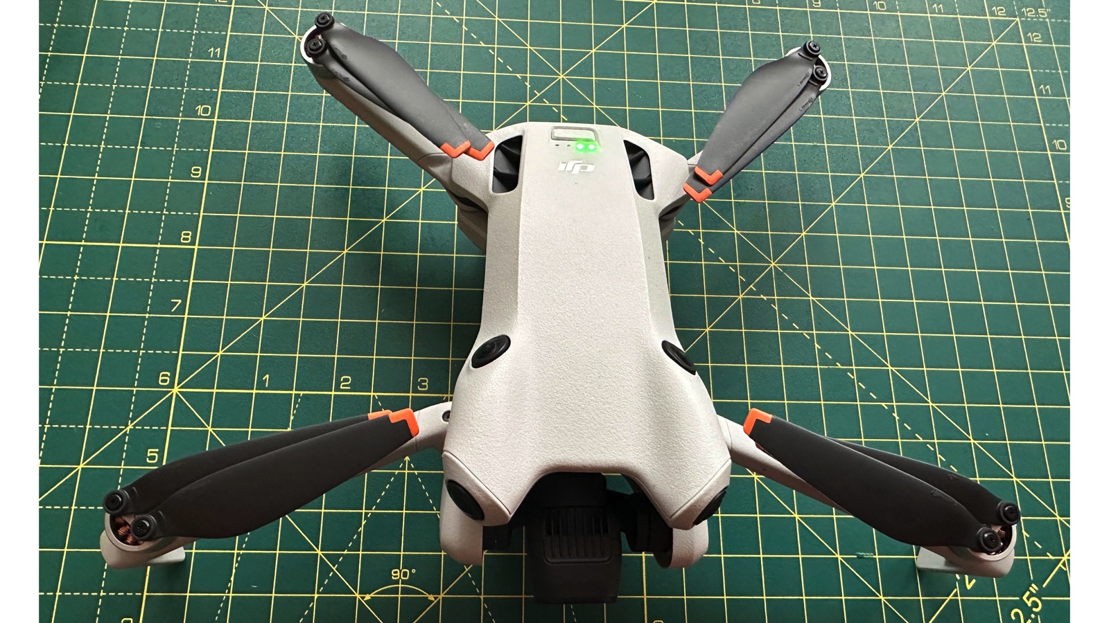 DJI Mini 4 Pro : successeur inattendu d'un drone incontournable, encore  plus séduisant