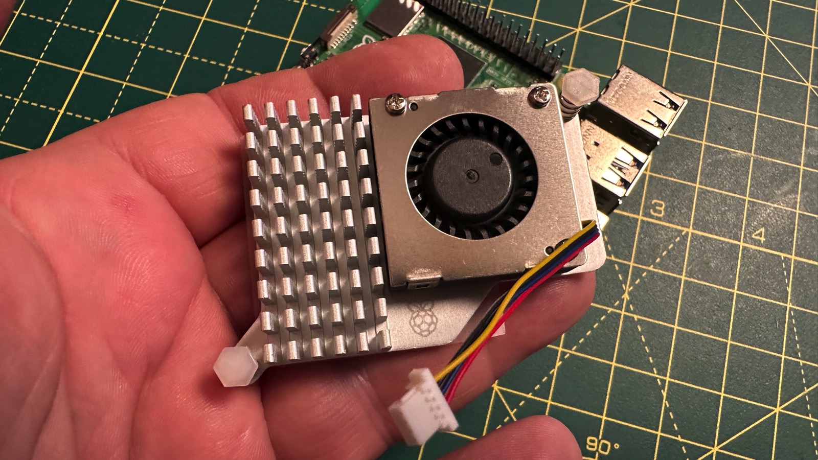 Raspberry Pi 5 boîtier ventilateur