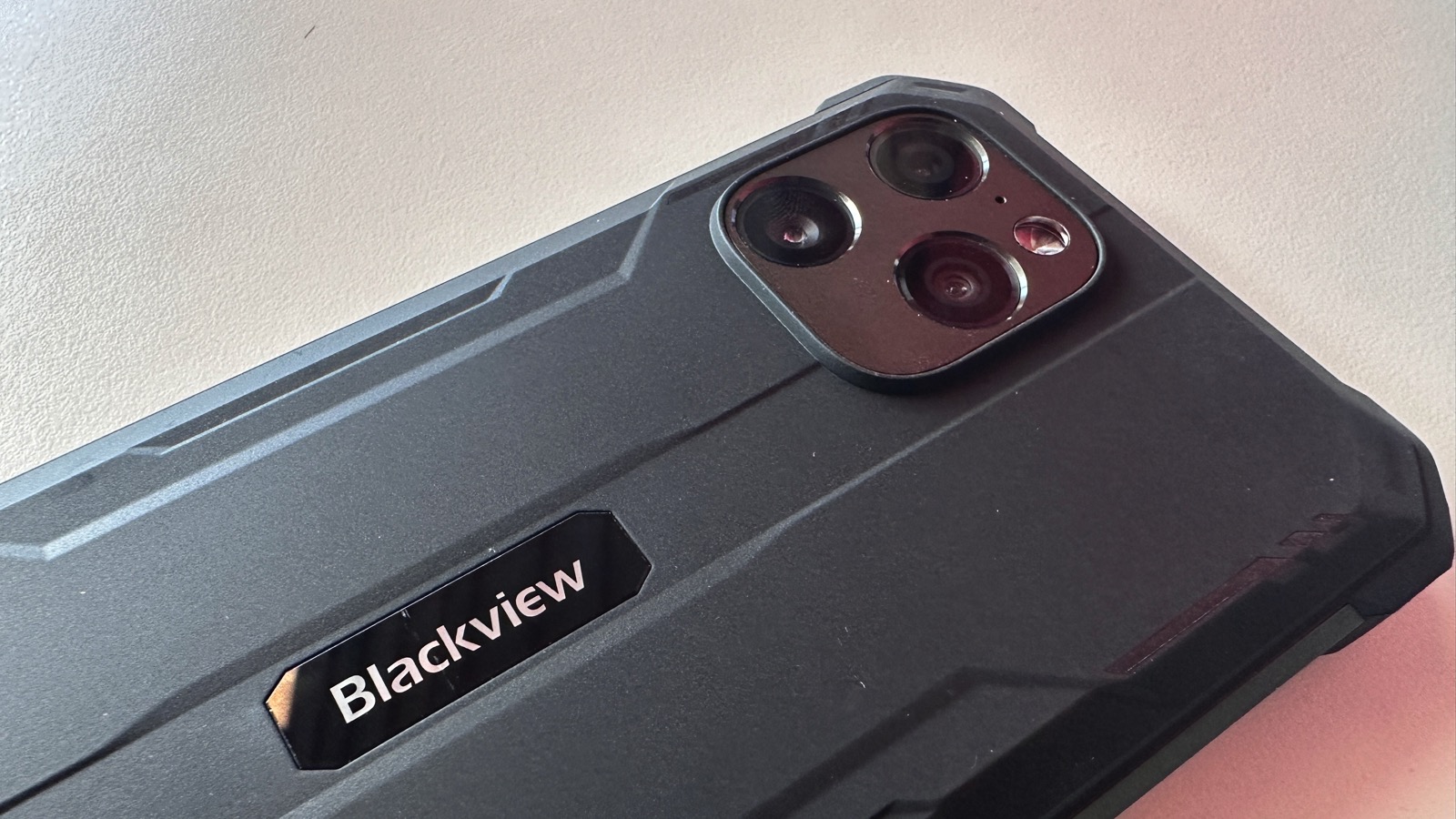 Test Blackview BV8900 Pro : voici le premier smartphone Android durci avec UWB