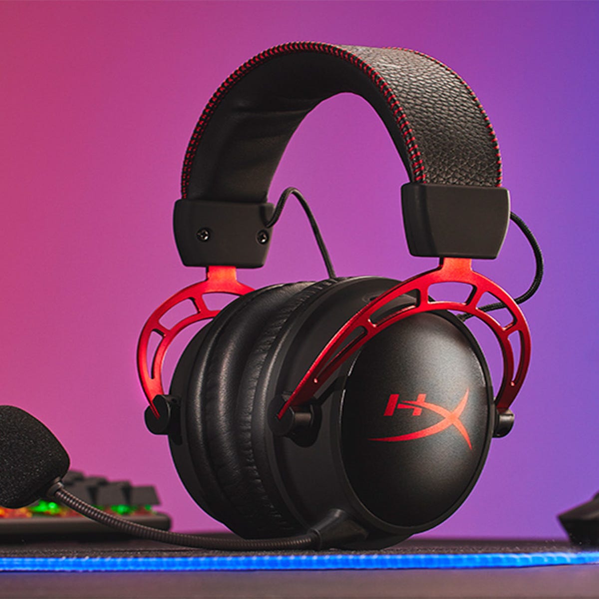 Onleesbaar Kinderen Binnen HyperX Cloud Alpha Wireless review: Insanely great battery life for gaming,  music and more | ZDNET