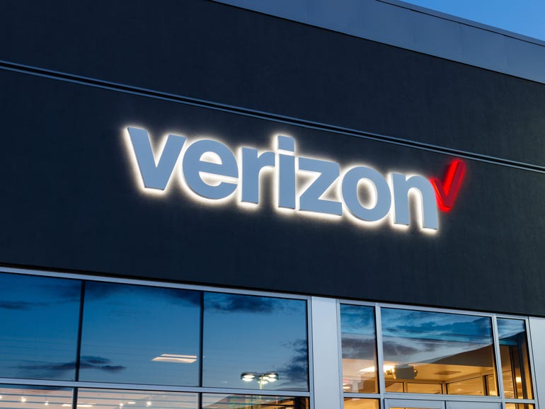 Verizon memberikan pendapatan Q4 yang kuat, melaporkan pendapatan 2021 sebesar 3,6 miliar