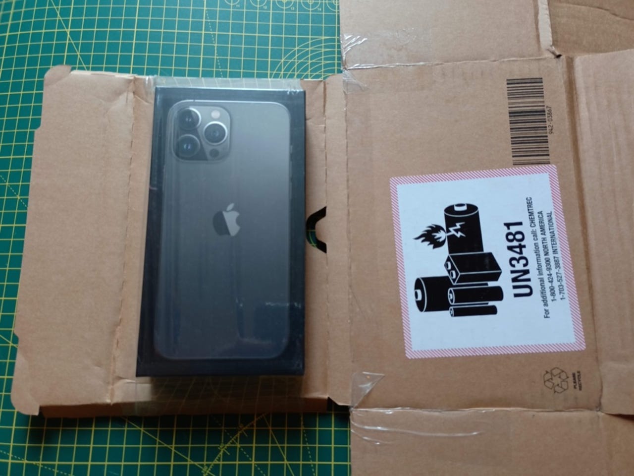 Unboxing the iPhone 13 Pro Max