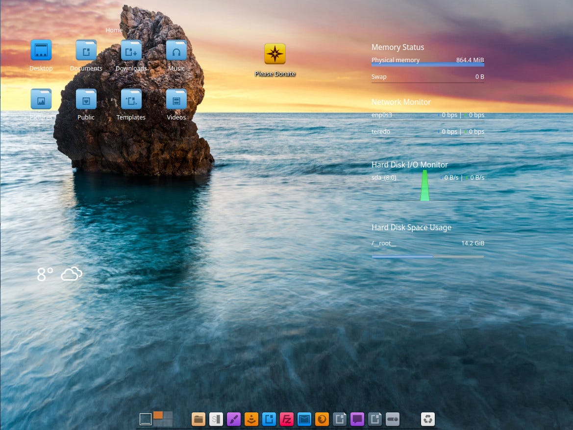 The Bluestar Linux desktop.