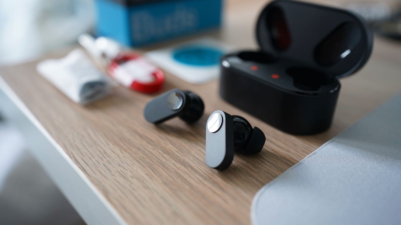 OnePlus Buds review: Cheap AirPods knockoffs that get the basics right