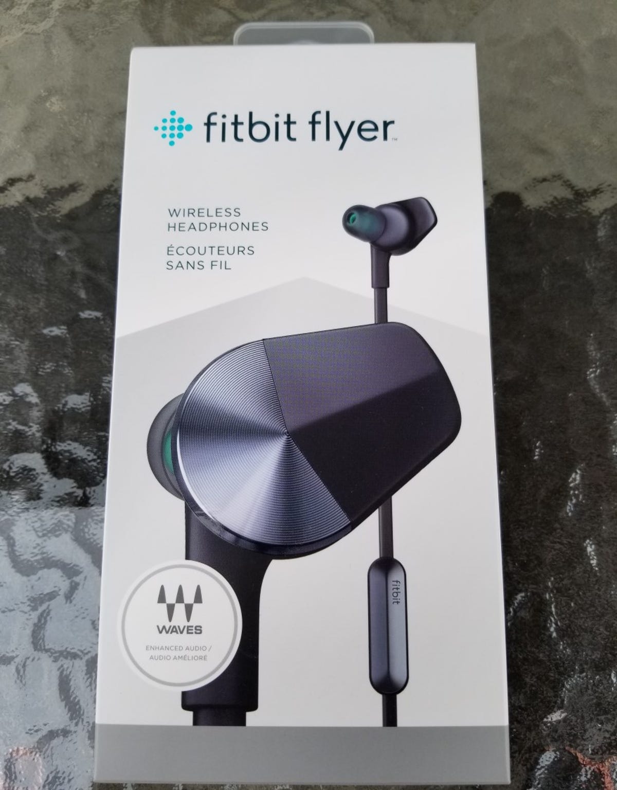 fitbit-flyer-headset-2.jpg
