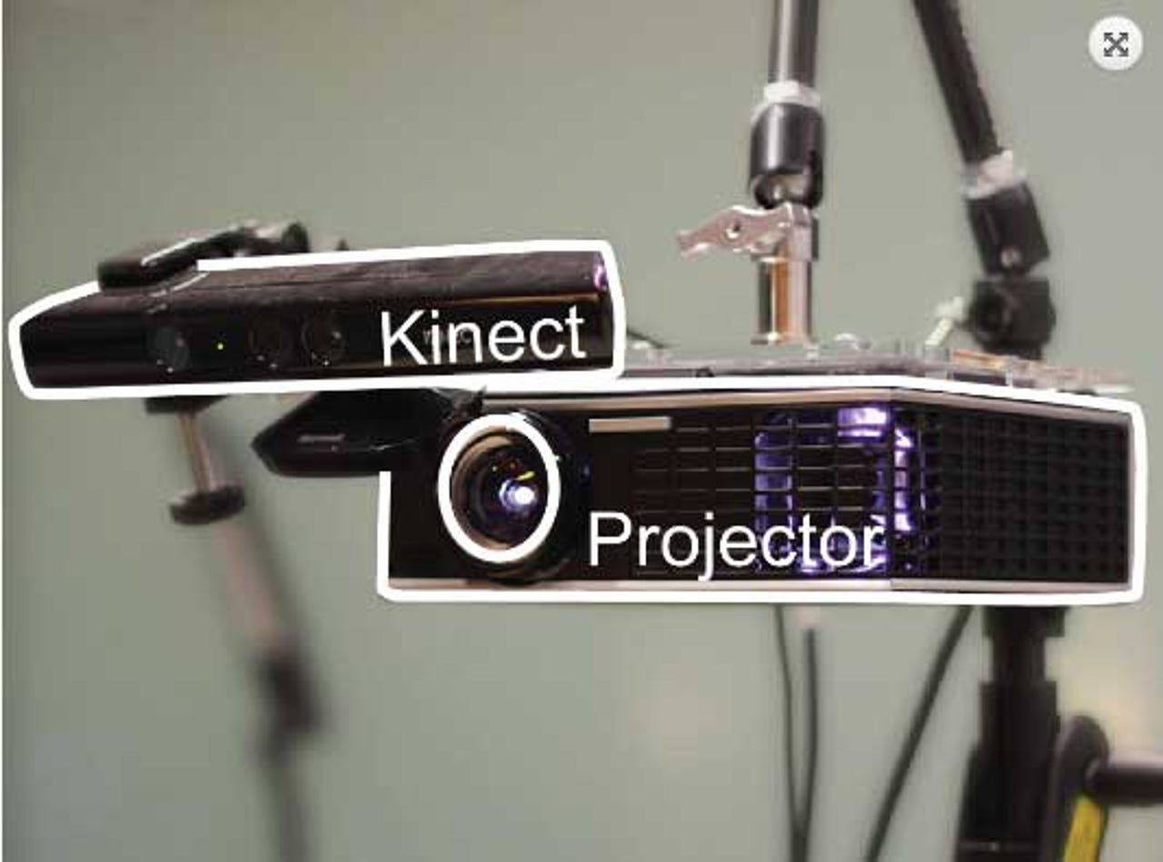 05kinectprojector.jpg