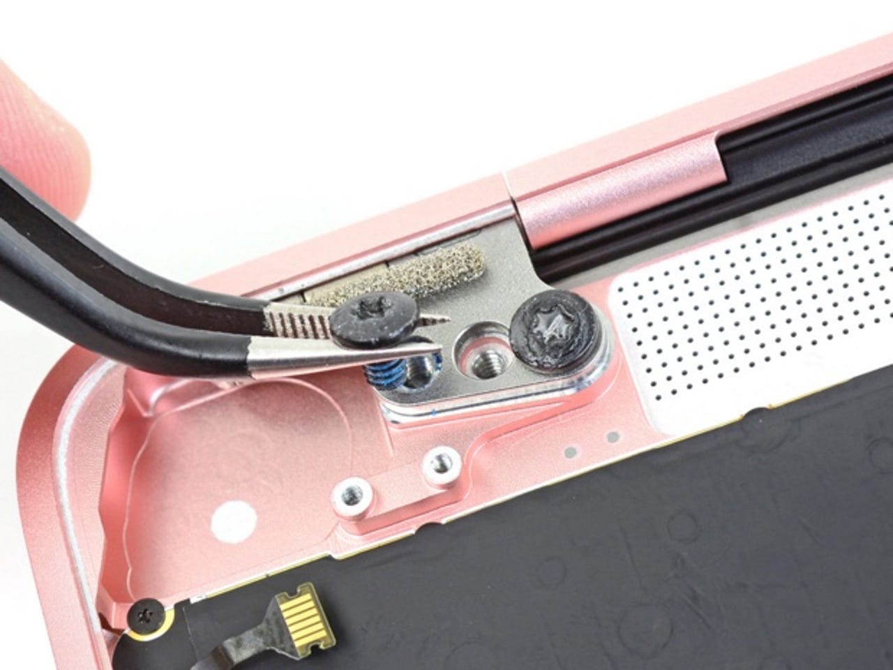 Apple's new MacBook knows if you've been fiddling inside it