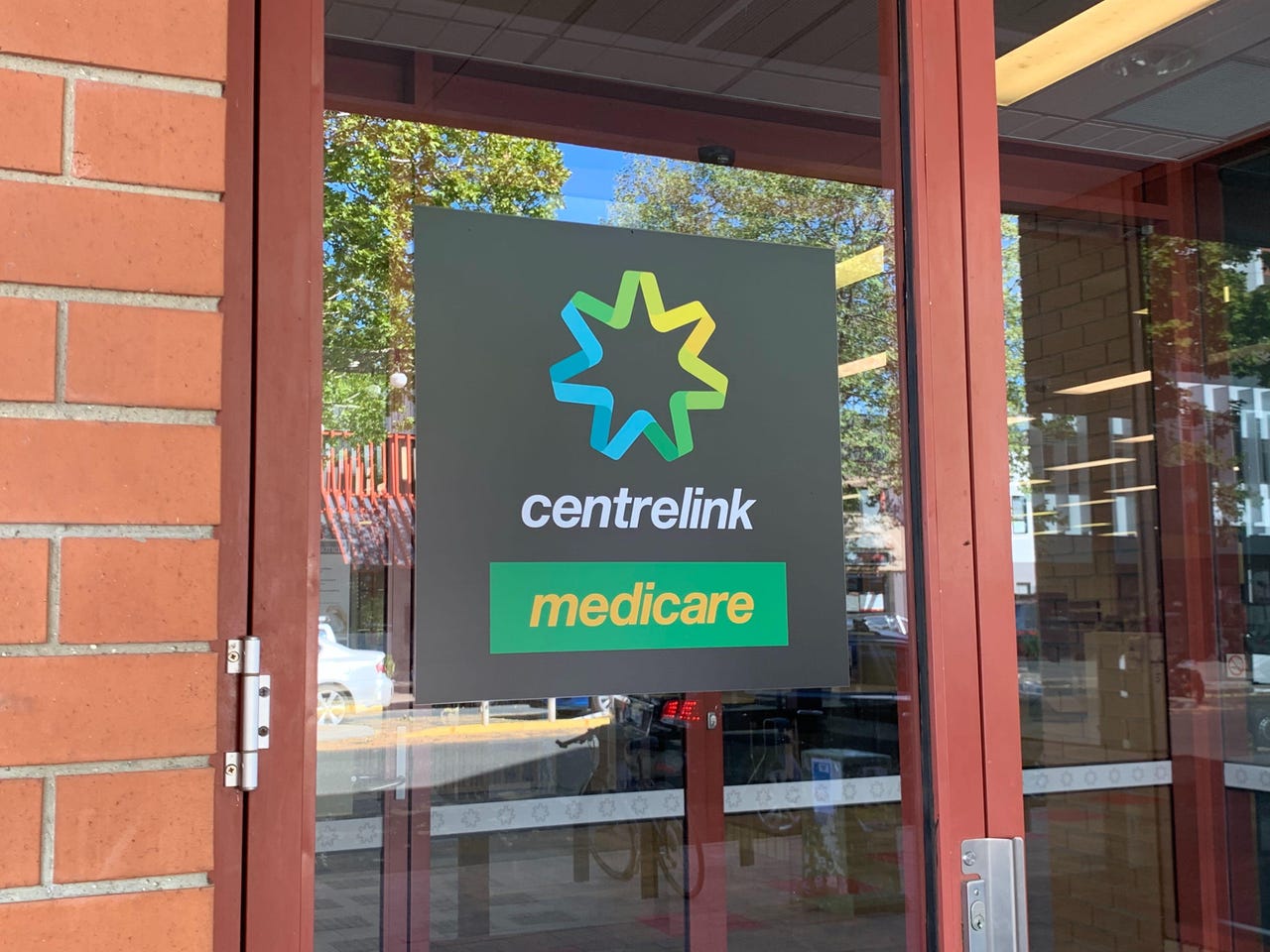 centrelink-medicare-canberra-front-door.jpg