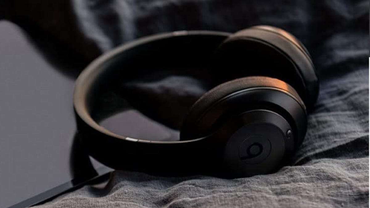 Cyber Monday headphone deal 2022: Apple's Beats Studio 3 are 57