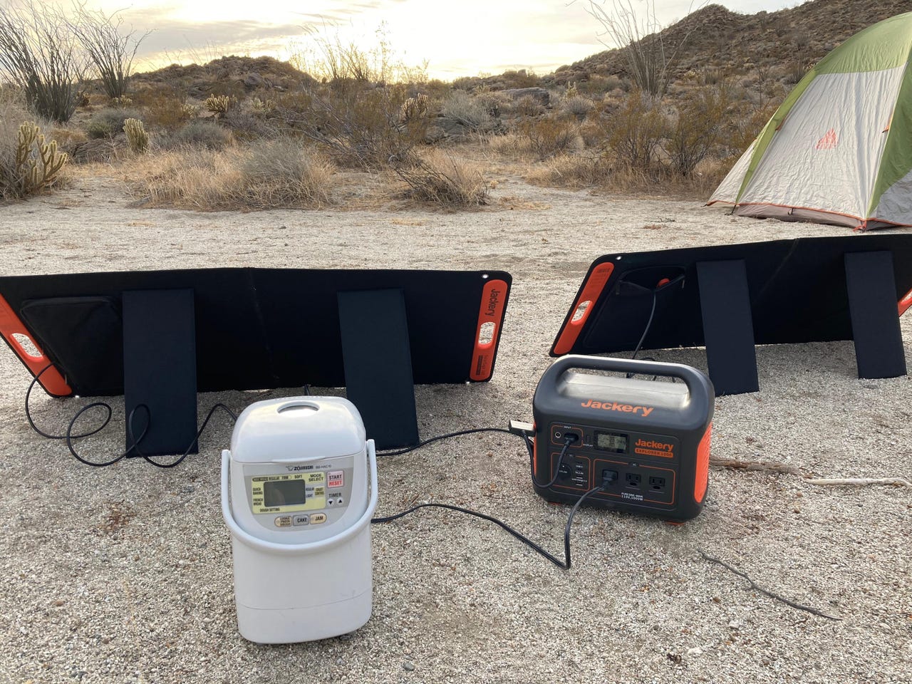 Jackery Solar Generator review: A 1000-watt power station for your