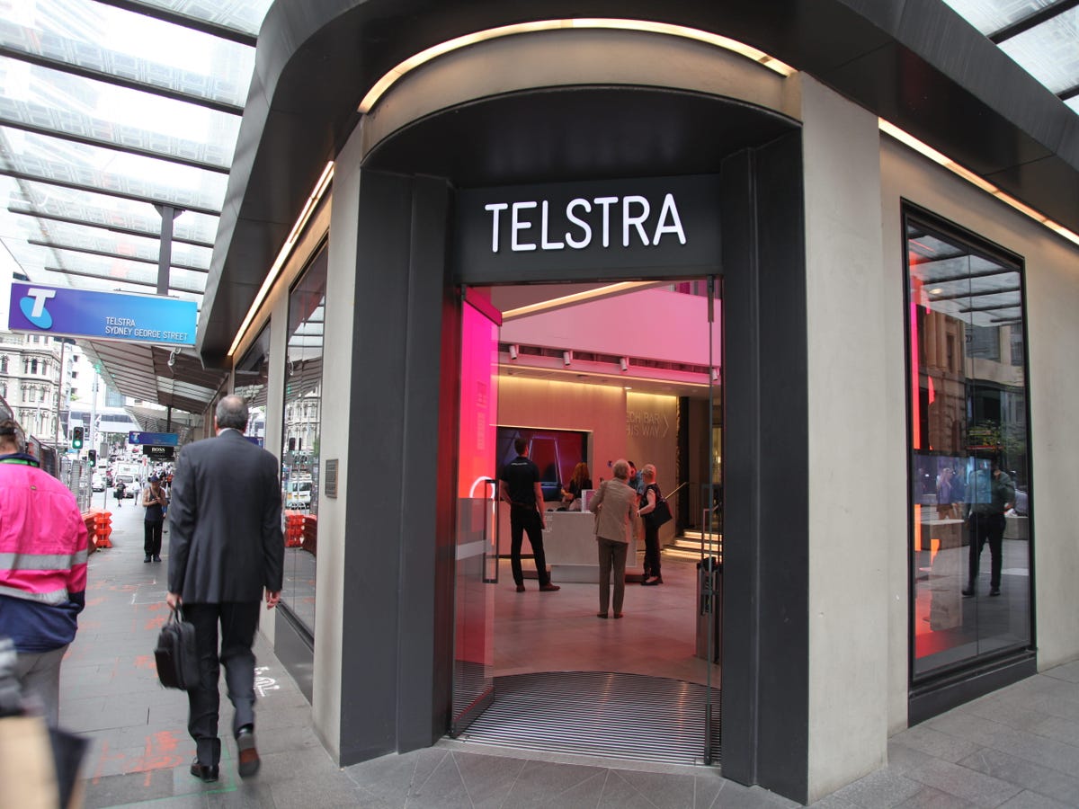 Business live chat telstra Telstra Business
