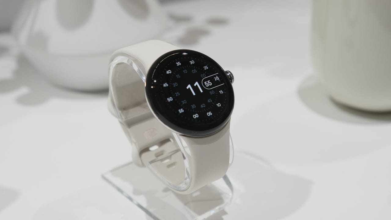 Google Pixel Watch in white