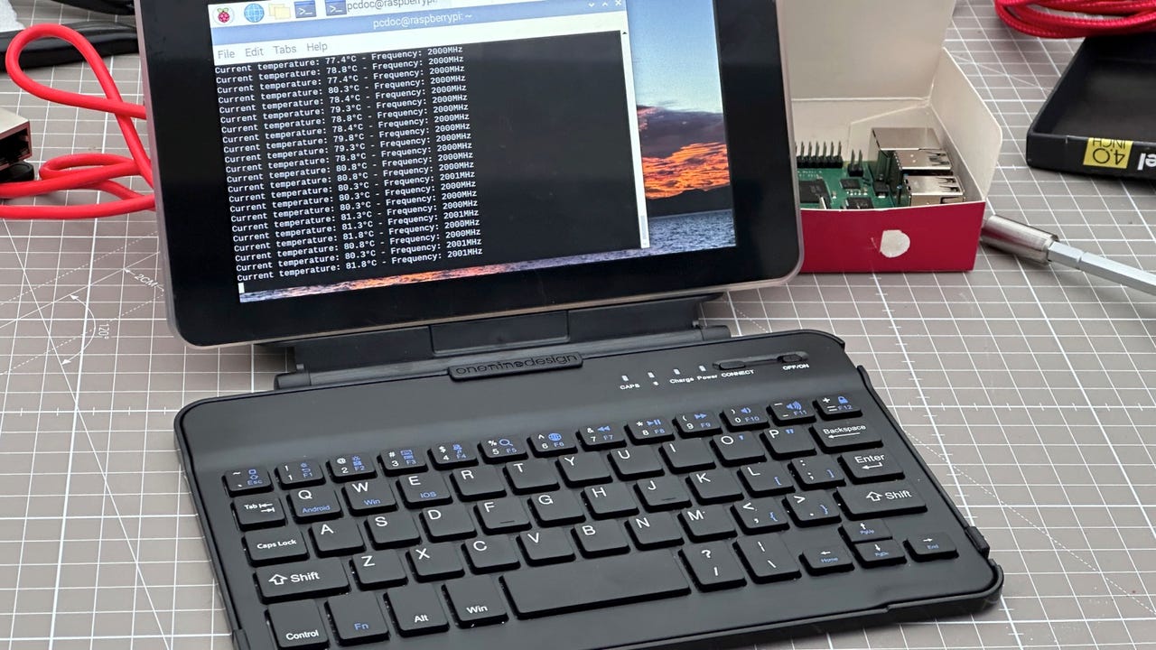 Raspberry Pi in a small laptop form factor