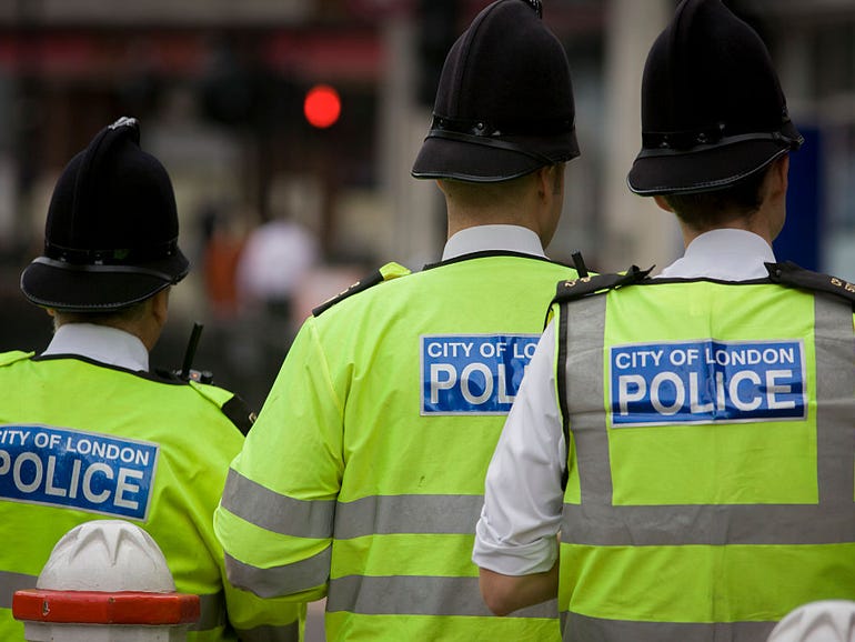 Dua remaja didakwa sehubungan dengan penyelidikan kelompok peretasan, kata polisi Kota London