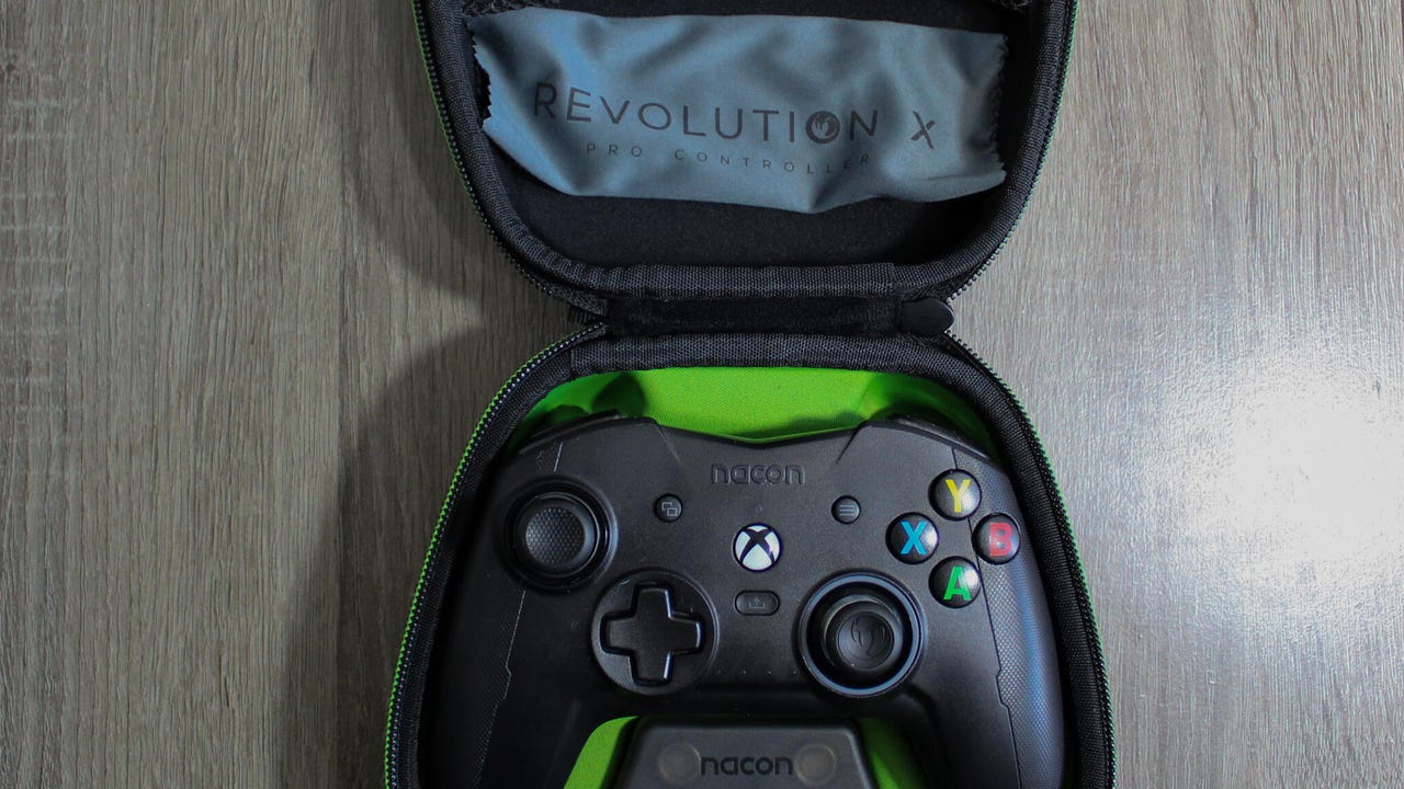 Revolution X Pro Controller for Xbox and PC - Nacon