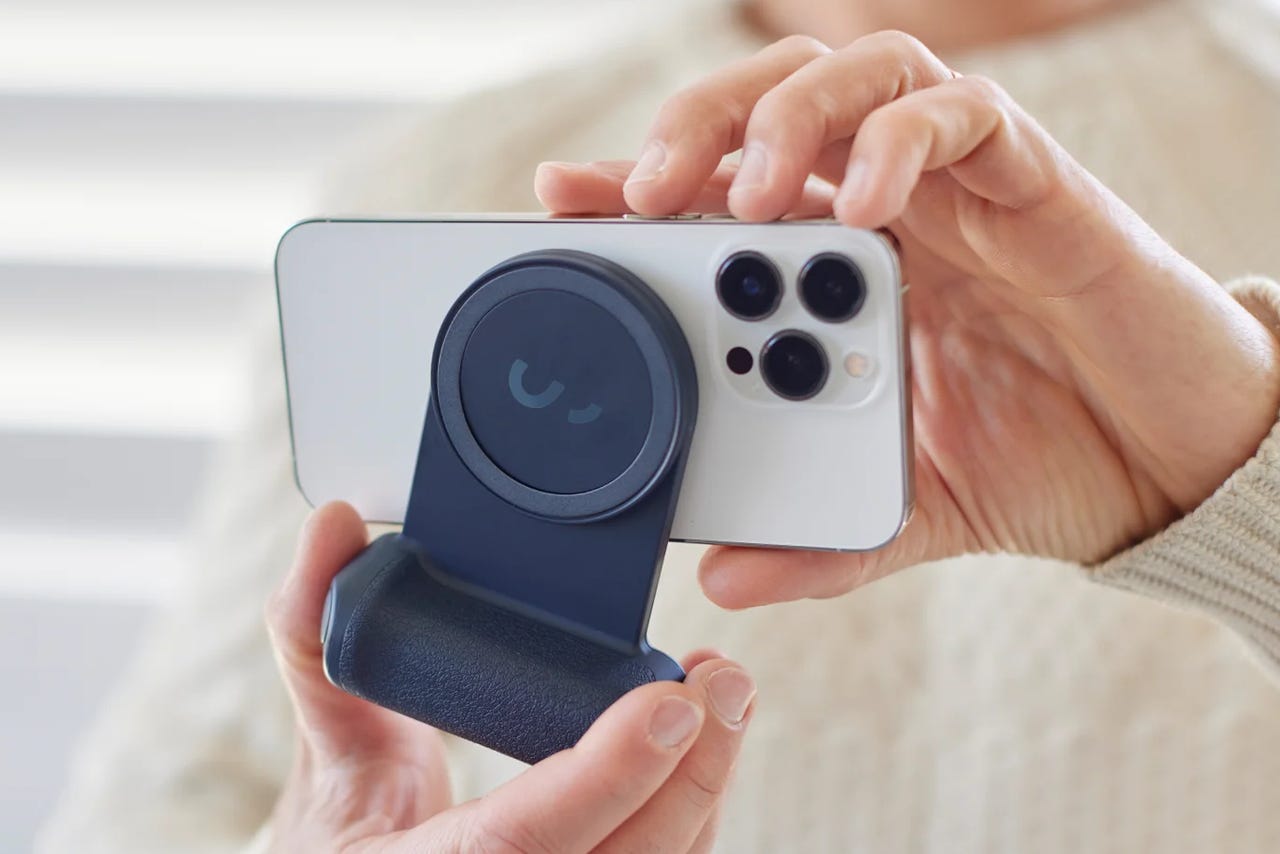 The SnapGrip's magnetic connector means it can be used at any angle