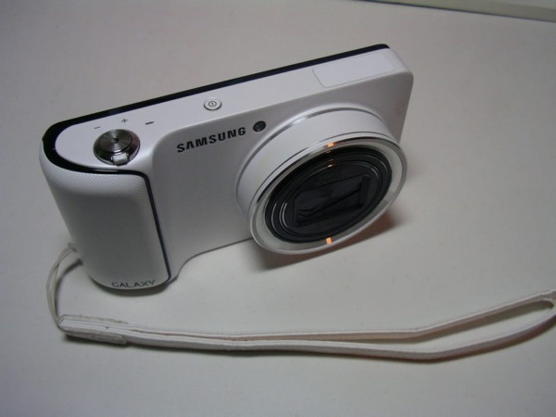 samsung-galaxy-camera-brings-21x-zoom-and-xenon-flash-to-android-review.jpg
