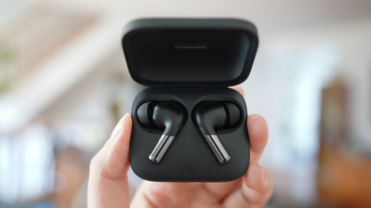 The OnePlus Buds 3 look like impressively Pro wireless earbuds for their  affordable price