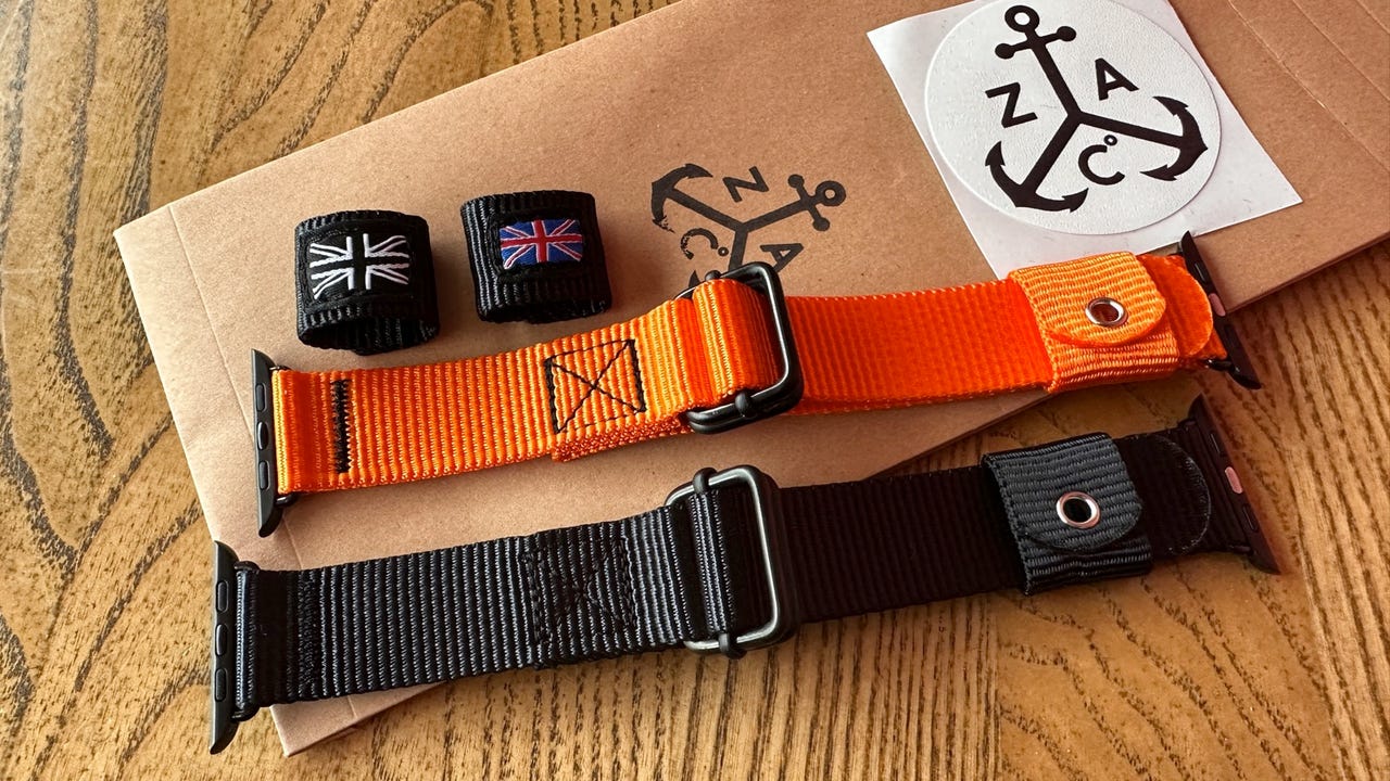 Apple Straps (and two spare strap keepers with the Union flag) by Zulu Alpha Straps