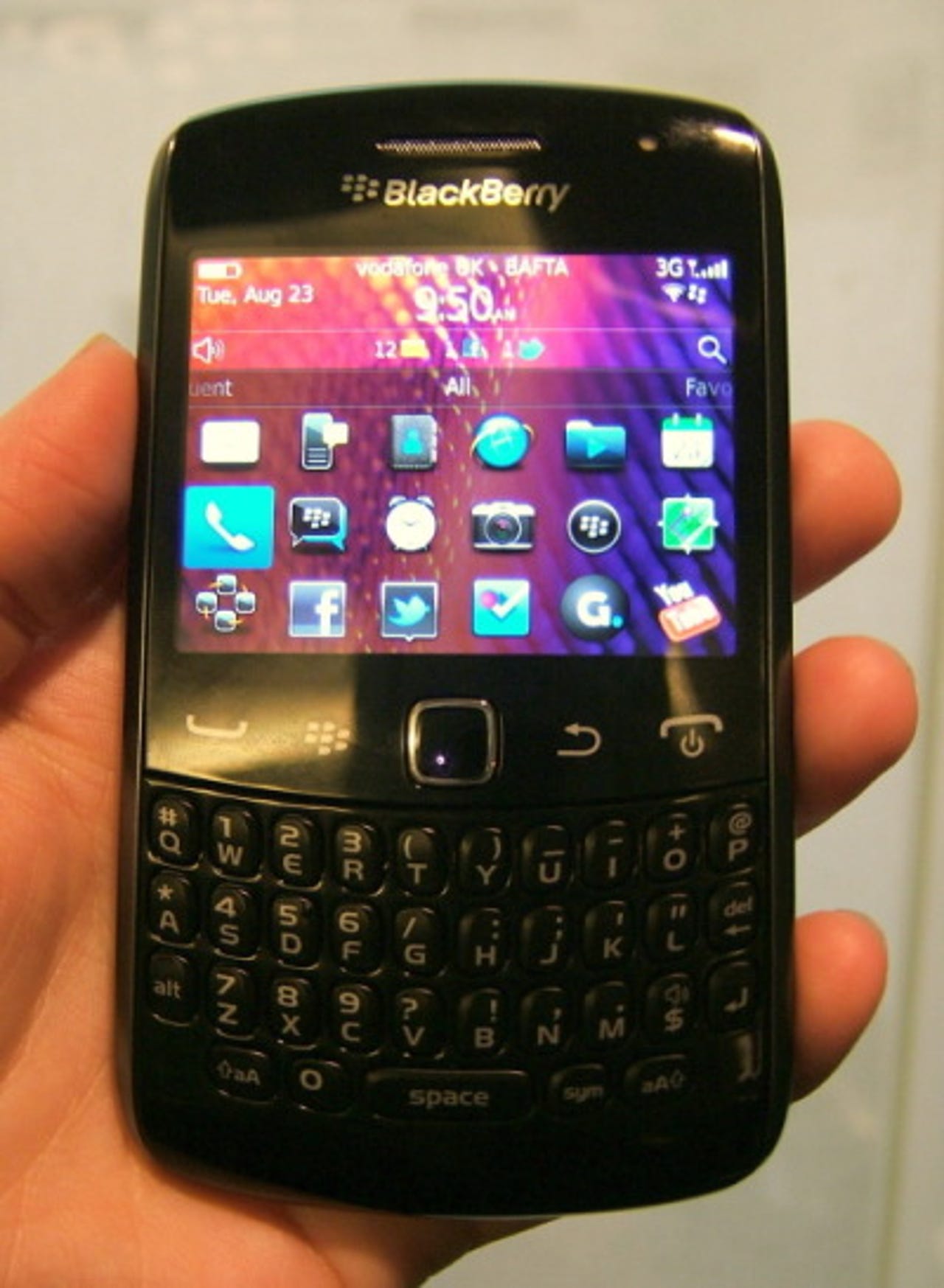 40154542-2-blackberry-curve-9360-front-400x546.jpg